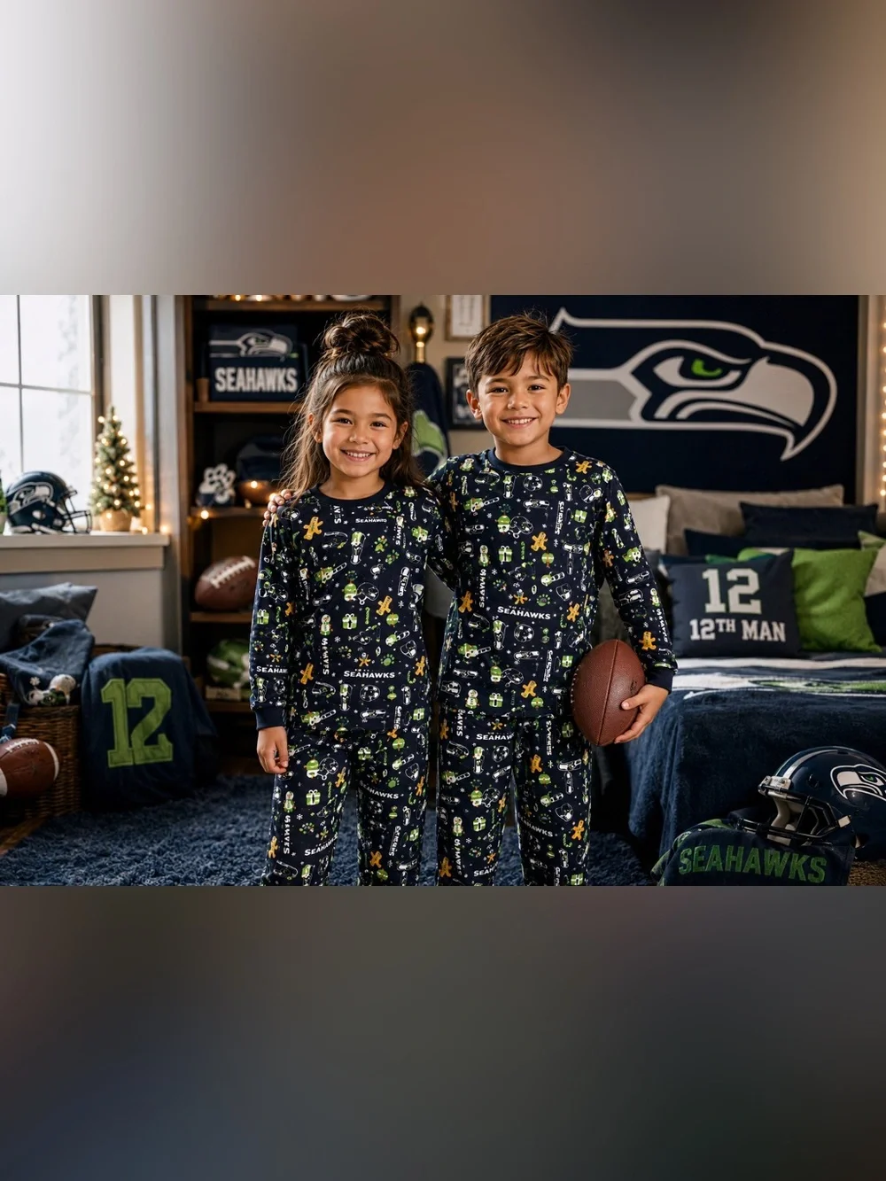 Seattle Seahawks 12th Man NFL Christmas Flannel Unisex Pajama Set Youth XS 4/5